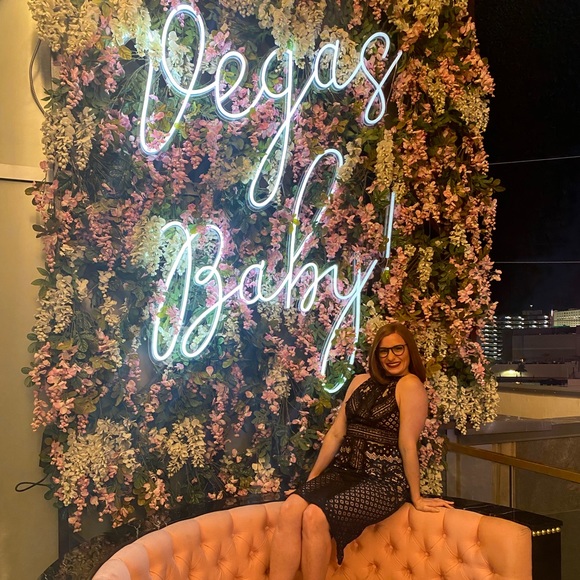 Meet your Posher, Lauren - Picture 6 of 16